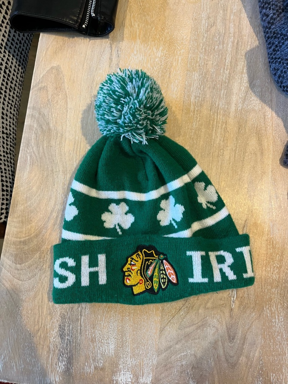 Blackhawks Green Shamrock chi-Irish Pom Beanie winter hat